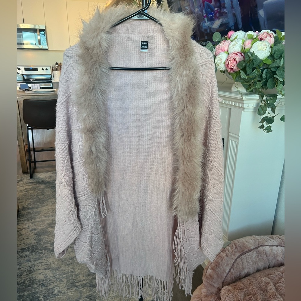 Shein Fur-Lined Blush Knit Shawl - Size S